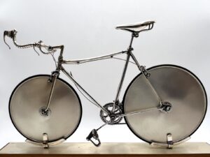 Bicicletta da corsa in miniatura in argento - Gioielleria De Vitis Sabaudia