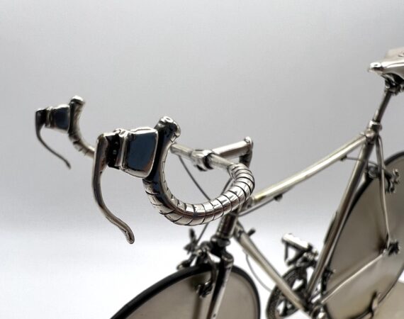 Bicicletta da corsa in miniatura in argento - Gioielleria De Vitis Sabaudia