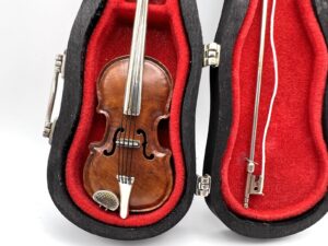 Miniatura violino in argento e legno - Gioielleria De Vitis 1936 Sabaudia