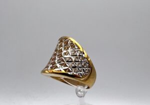 Anello a fascia traforata in oro 18kt giallo e bianco - Gioielleria De Vitis