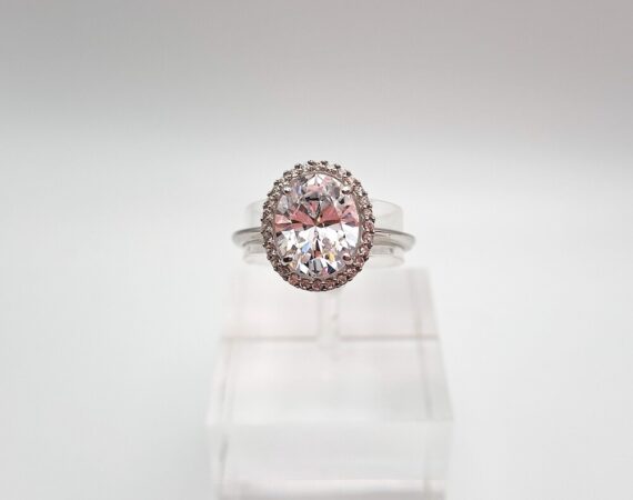 Anello in oro bianco con zircone bianco - Gioielleria De Vitis Sabaudia