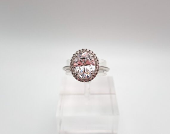 Anello in oro bianco con zircone bianco - Gioielleria De Vitis Sabaudia