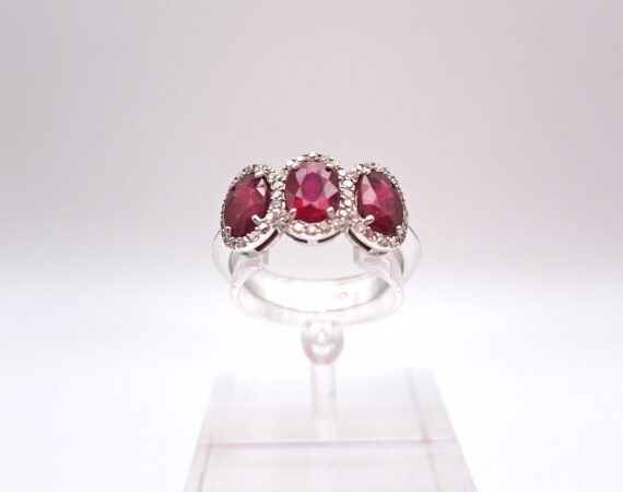 Anello in oro bianco diamanti e rubini - Gioielleria De Vitis Sabaudia