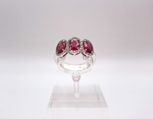 Anello in oro bianco diamanti e rubini - Gioielleria De Vitis Sabaudia