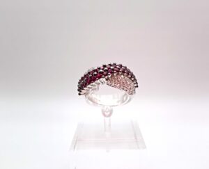 Anello in oro bianco diamanti e rubini - Gioielleria De Vitis Sabaudia