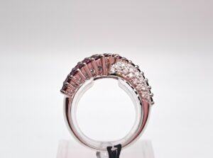 Anello in oro bianco diamanti e rubini - Gioielleria De Vitis Sabaudia