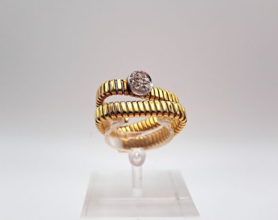 Anello in oro giallo e oro bianco e diamanti K di Kuore - Gioielleria De Vitis Sabaudia