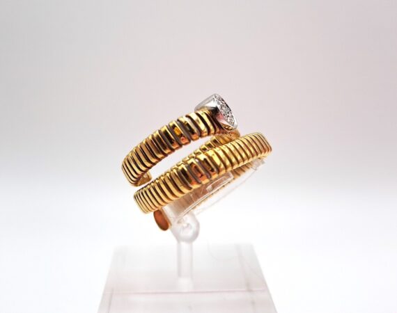 Anello in oro giallo e oro bianco e diamanti K di Kuore - Gioielleria De Vitis Sabaudia