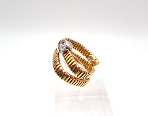 Anello in oro giallo e oro bianco e diamanti K di Kuore - Gioielleria De Vitis Sabaudia
