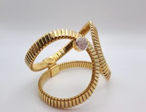 Bracciale in oro giallo e oro bianco e diamanti K di Kuore - Gioielleria De Vitis Sabaudia