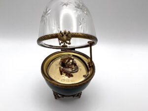 Uovo Fabergé con sorpresa frog - Gioielleria De Vitis Sabaudia 1936