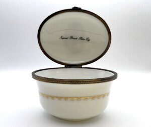 Scatola portagioie Danish Egg Fabergé porcellana di Limoges - Gioielleria De Vitis Sabaudia