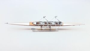 Canoa Sacchetti miniatura in argento e legno - Gioielleria De Vitis Sabaudia Canoa Sacchetti miniatura in argento e legno - Gioielleria De Vitis Sabaudia