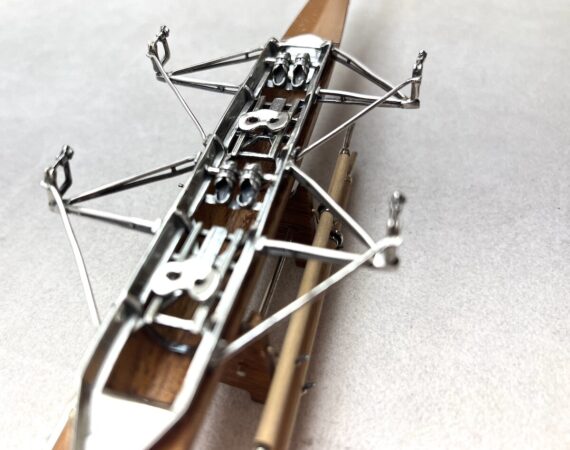 Canoa Sacchetti miniatura in argento e legno - Gioielleria De Vitis Sabaudia Canoa Sacchetti miniatura in argento e legno - Gioielleria De Vitis Sabaudia