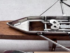 Canoa Sacchetti miniatura in argento e legno - Gioielleria De Vitis Sabaudia